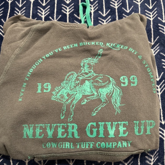 Cowgirl stuff Hoodie - Picture 3 of 3